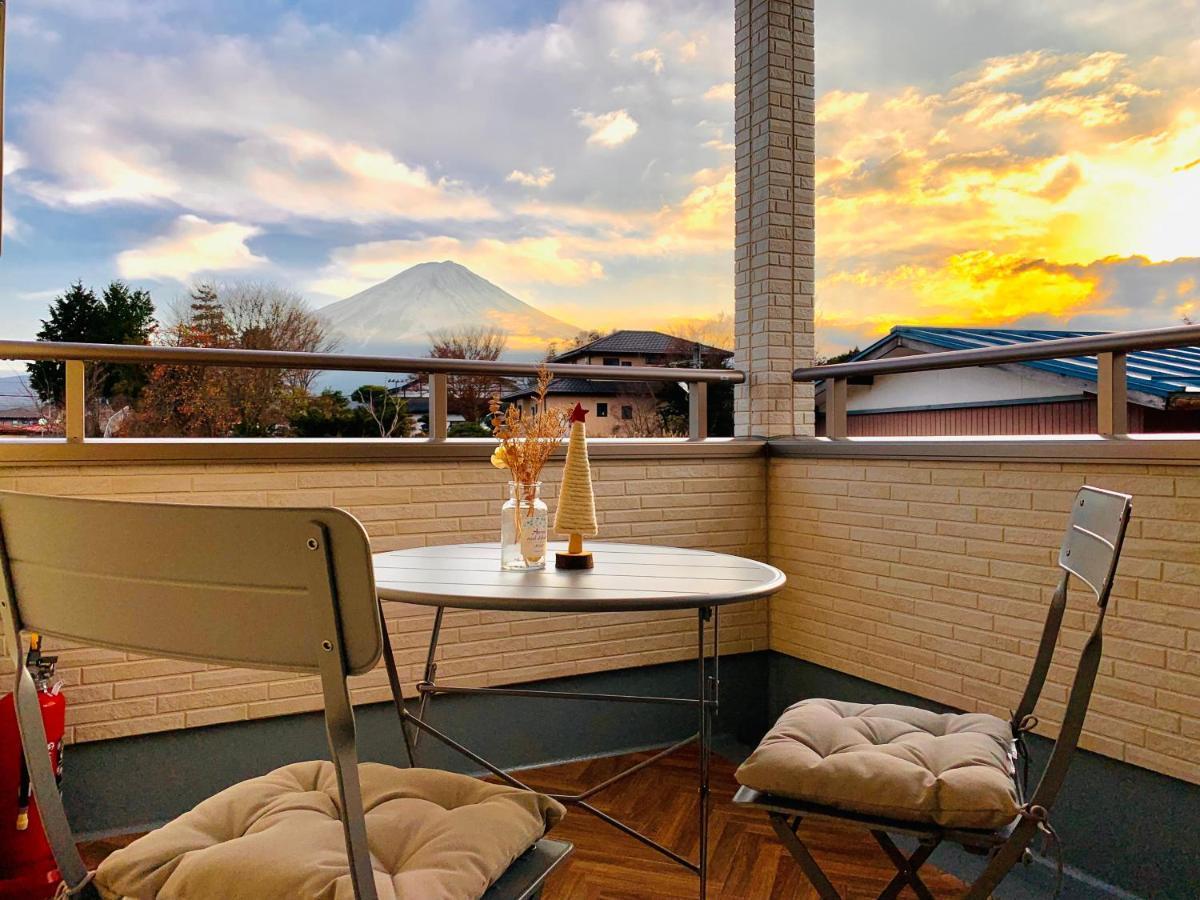 ヴィラ山間堂grandvilla Mt Fuji View Bbq Bonfire Annovillas Sankando Fujikawaguchiko Bagian luar foto